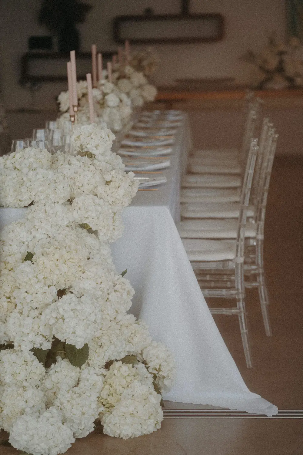 arrangement floral blanc diner de mariage blanc guadeloupe